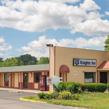 Knights Inn Columbus/Franklinton Exteriör bild